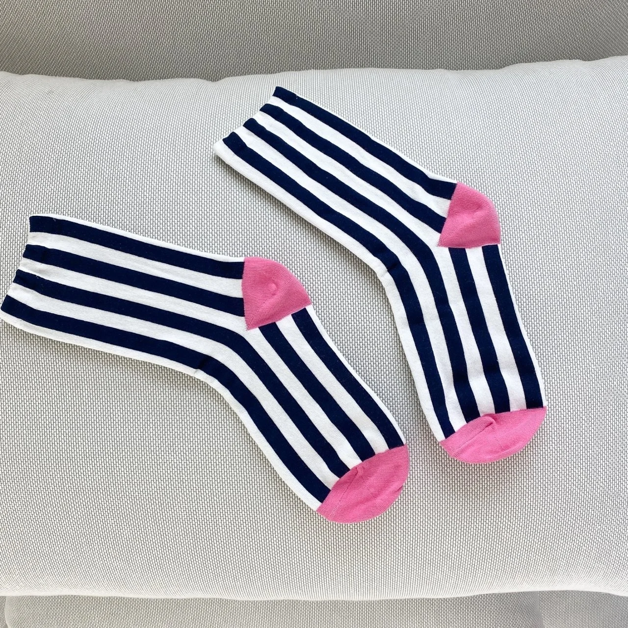 Корейские оптовые OEM ODM женские уличные скейтборды короткие носки с пользовательским логотипом надписью на лодыжке весна осень зима