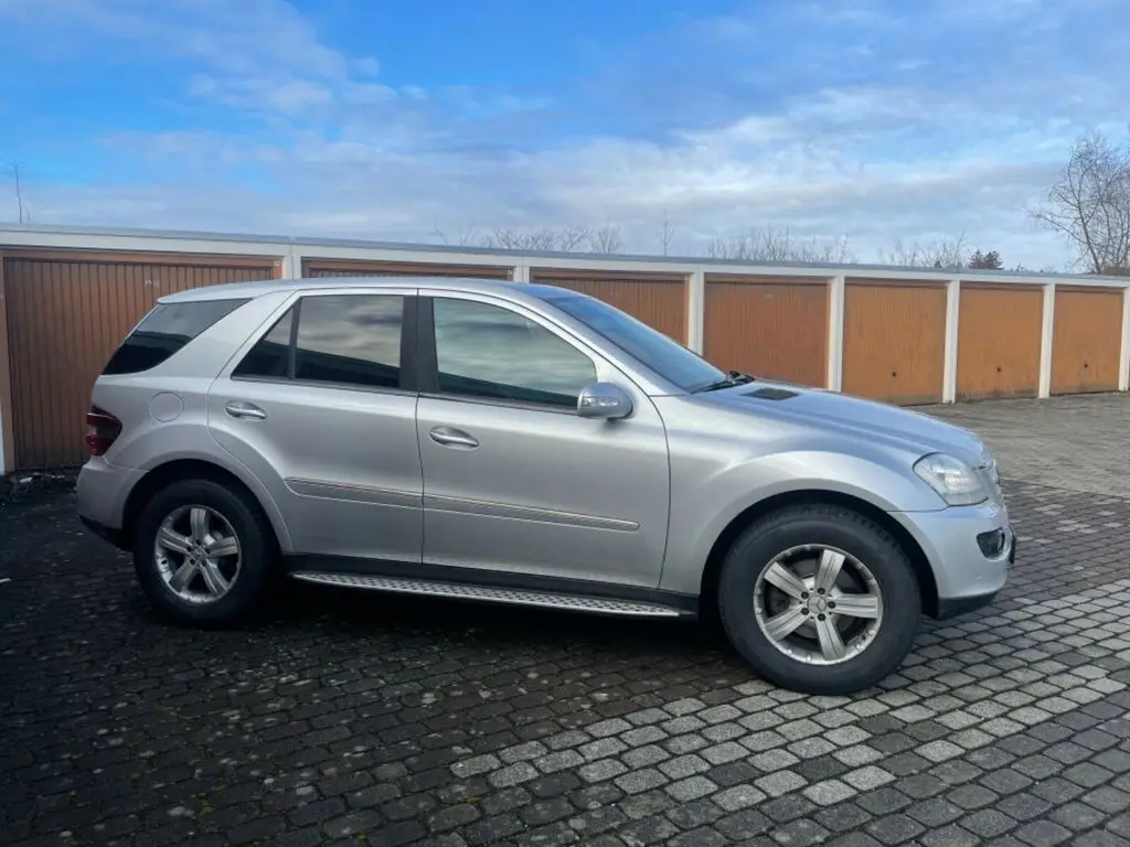 2006 ME RCEDES BENZ C320 USED LHD