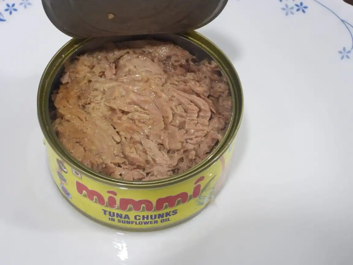 
TUNA CHUNKS IN VEG OIL 