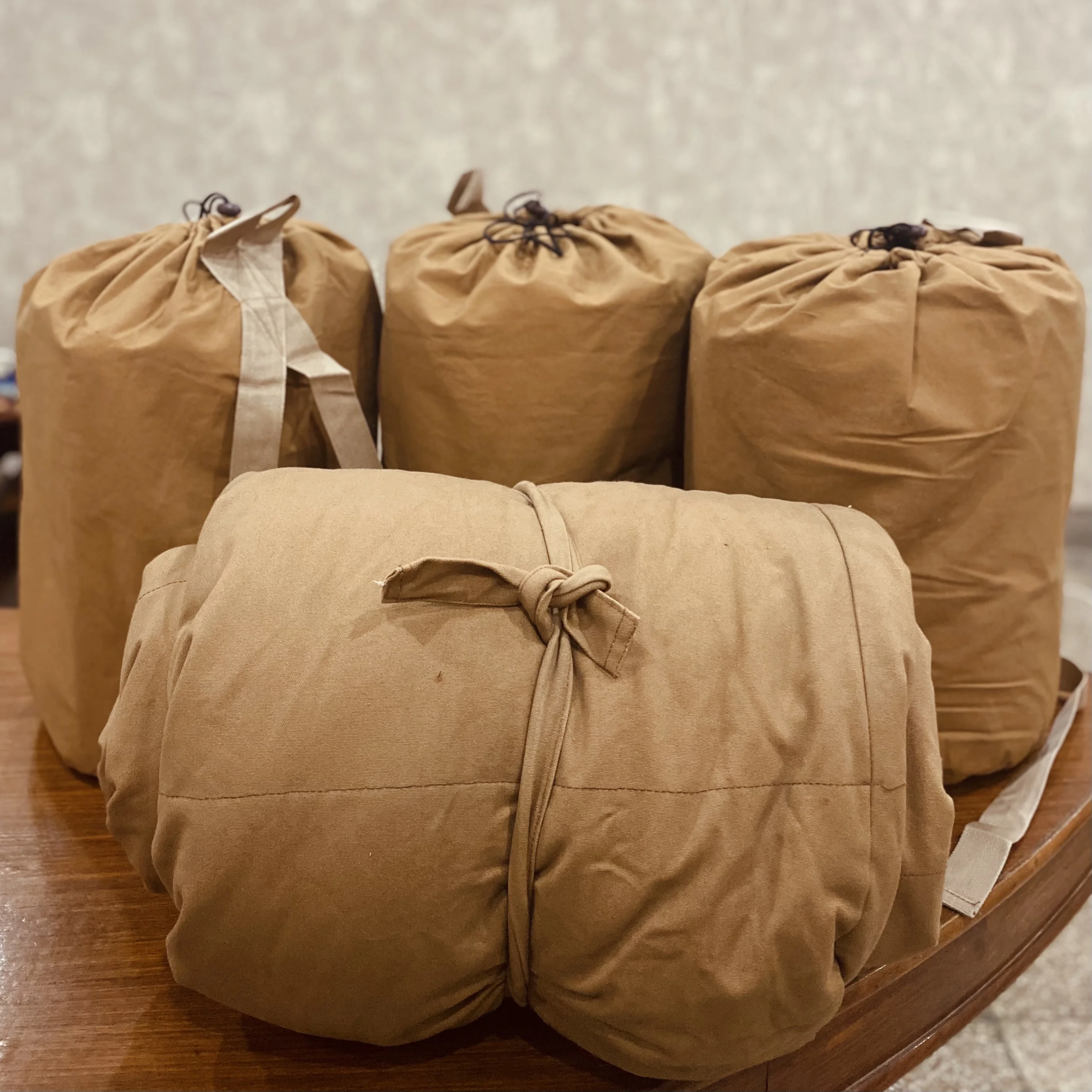 High Quality Cotton Canvas Middle Eastern Arab Water Resistant Resistant Cold Desert Refugee Sleeping Bags