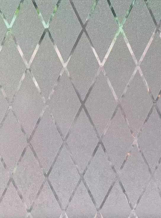 Patterned Polystyrene plastic sheet for bathroom shower door