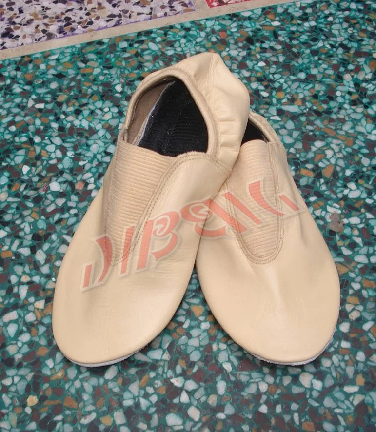 Adult leather gymnastic shoes