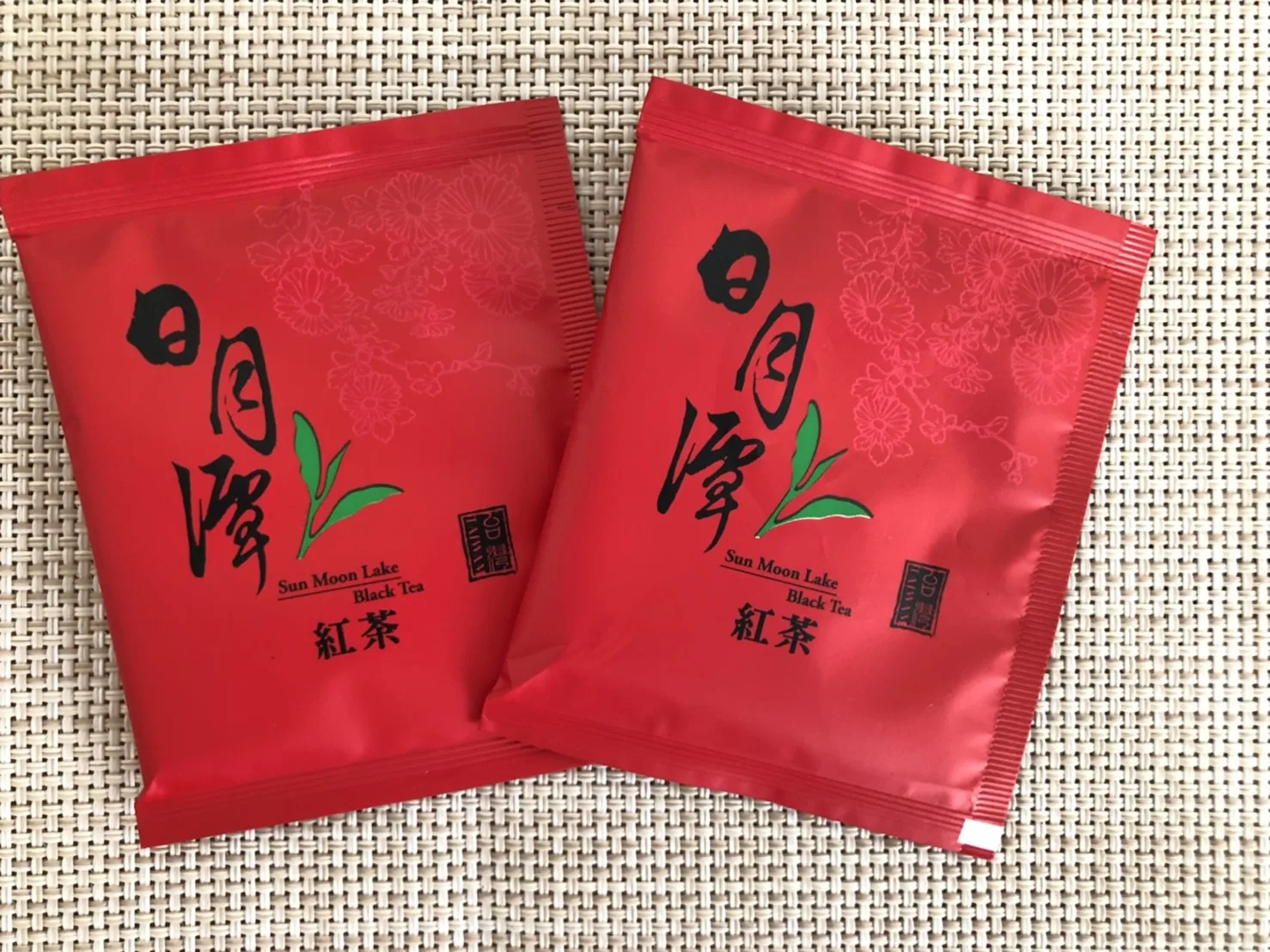 
High Quality Package Organic Black Tea Health Taiwan Sun Moon Lake Black Tea 