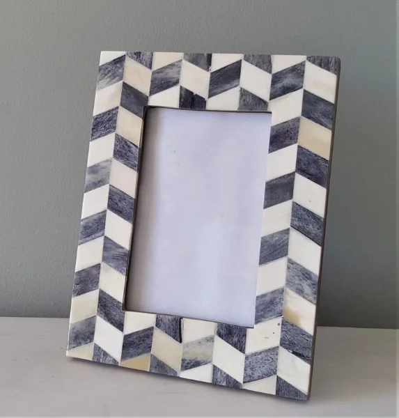 Bone Inlay Decorative Wood Frame Photo Frame with Intricate Bone Inlay Design