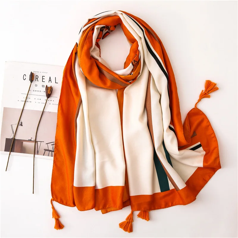 
2021 New Style Custom Cute Women Oversize Horse Printed Scarf 