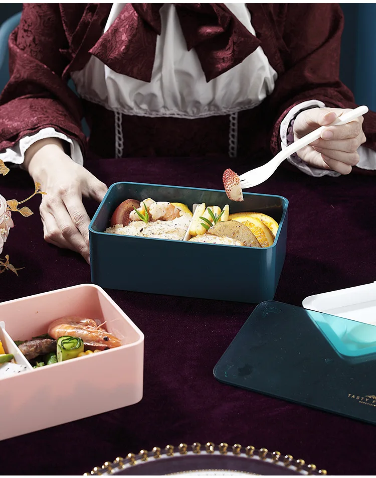 Factory Supply  Best Selling Christmas Festive Season Gifts  2 Layer Children School Silicon PP Lunch Box