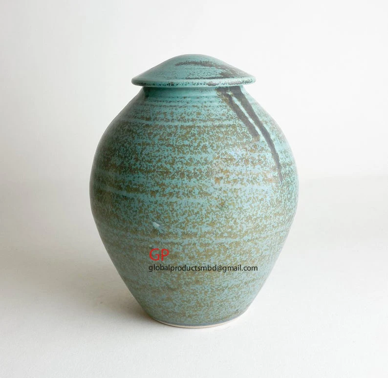 ANTIQUE FINISH METAL URNS ADULT URN