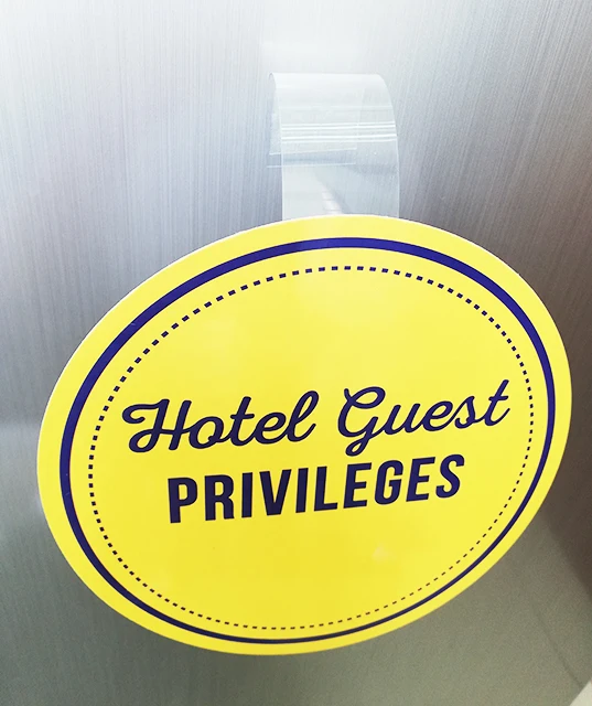 Wobbler пользовательская печать для супермаркетов, рекламные этикетки с дизайном из ПВХ