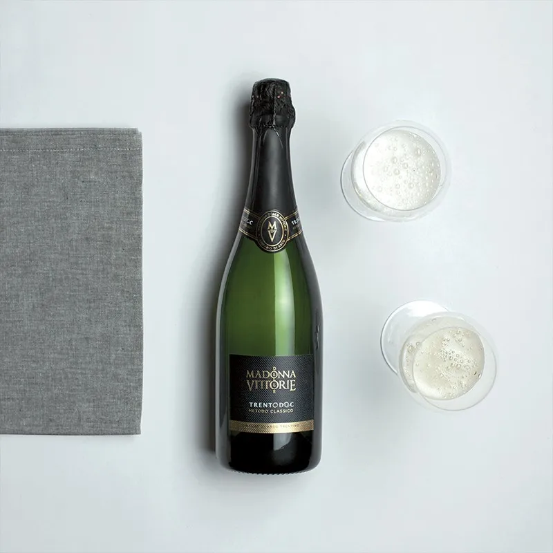 Italian high quality Spumante TRENTO DOC sparkling wine For Export