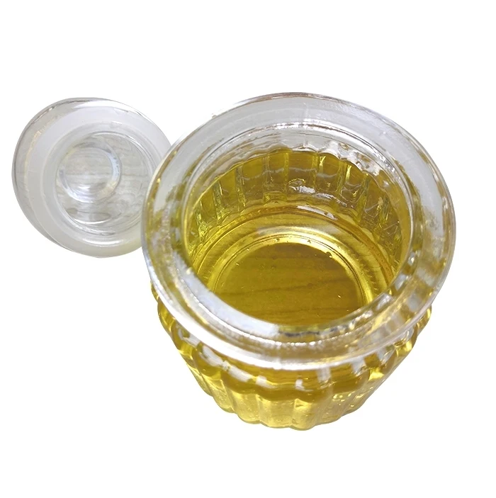 sunflower oil in cup.jpg