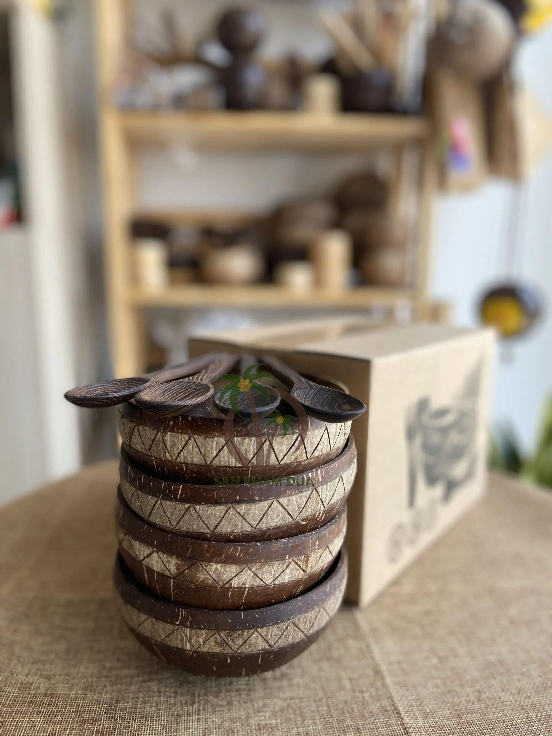 VIETNAM COCONUT BOWL / NATURAL ACAI BOWL WITH WOODEN CUTLERY SET/ SMOOTHIES BOWL AND COCO BOWL