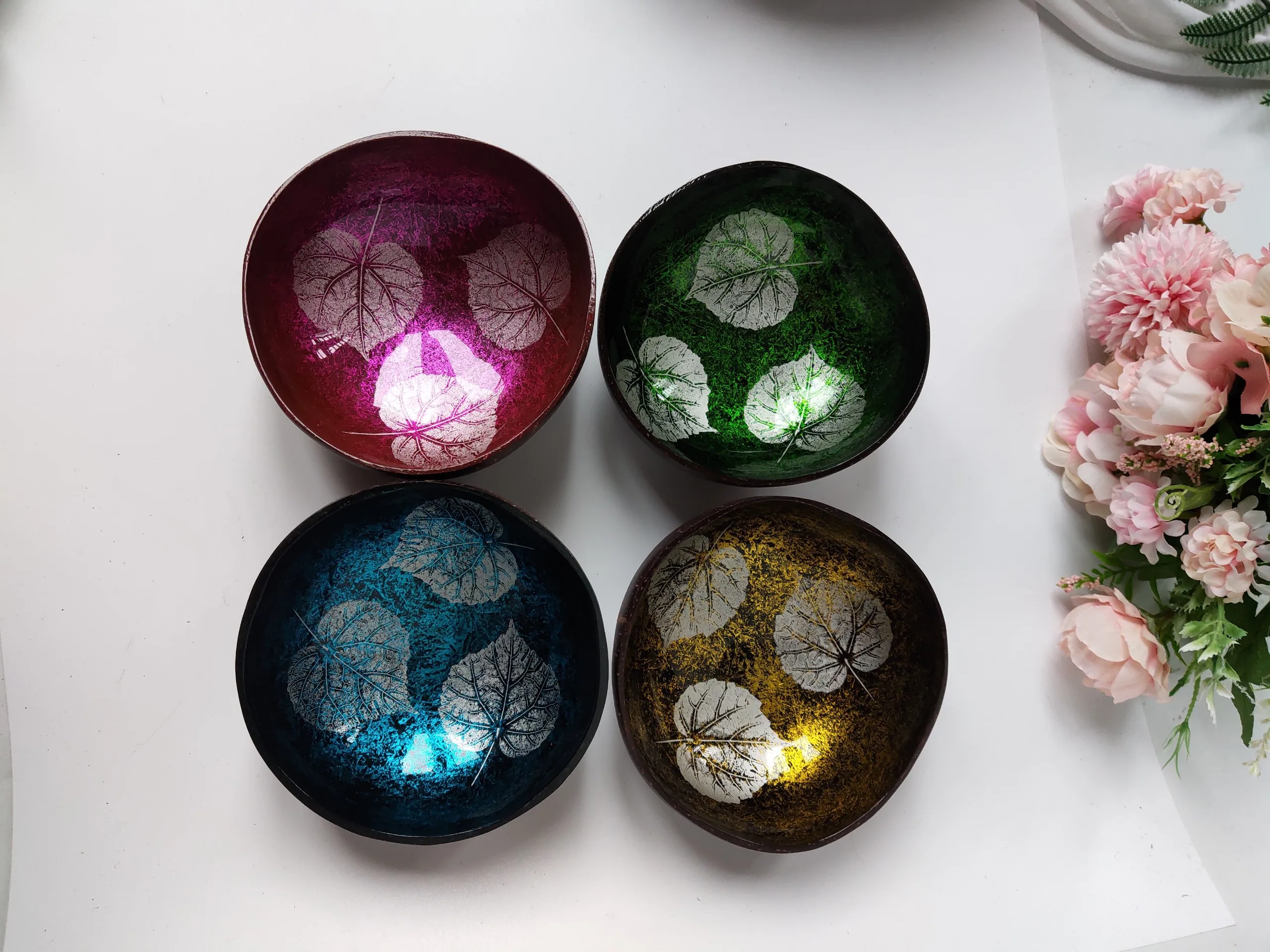 Wholesale 2022 Engraved Natural Coconut Bowl wood candle bowl Salad Coconut shell Bowls