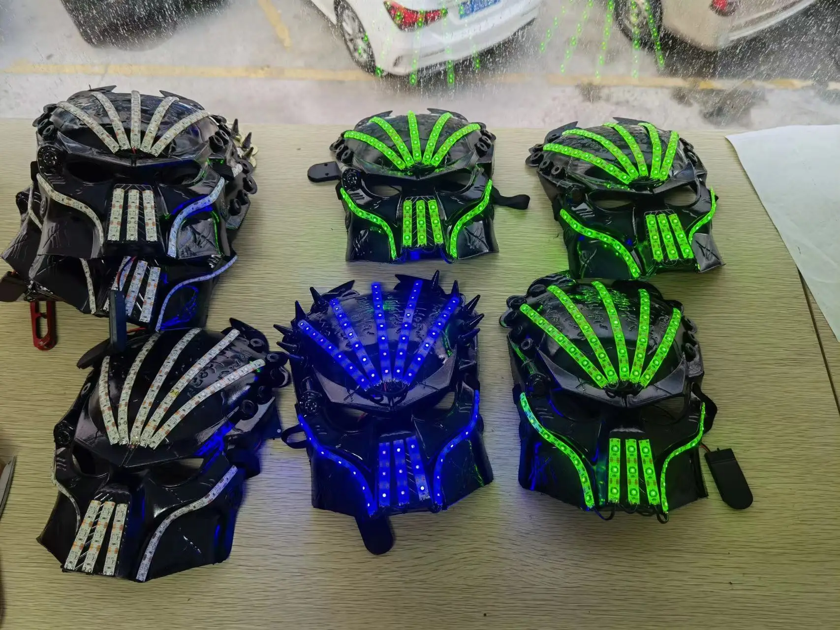 2022 New Design Hand Made Customized Predator Mask Light Up Mask for Cosplay Halloween Party