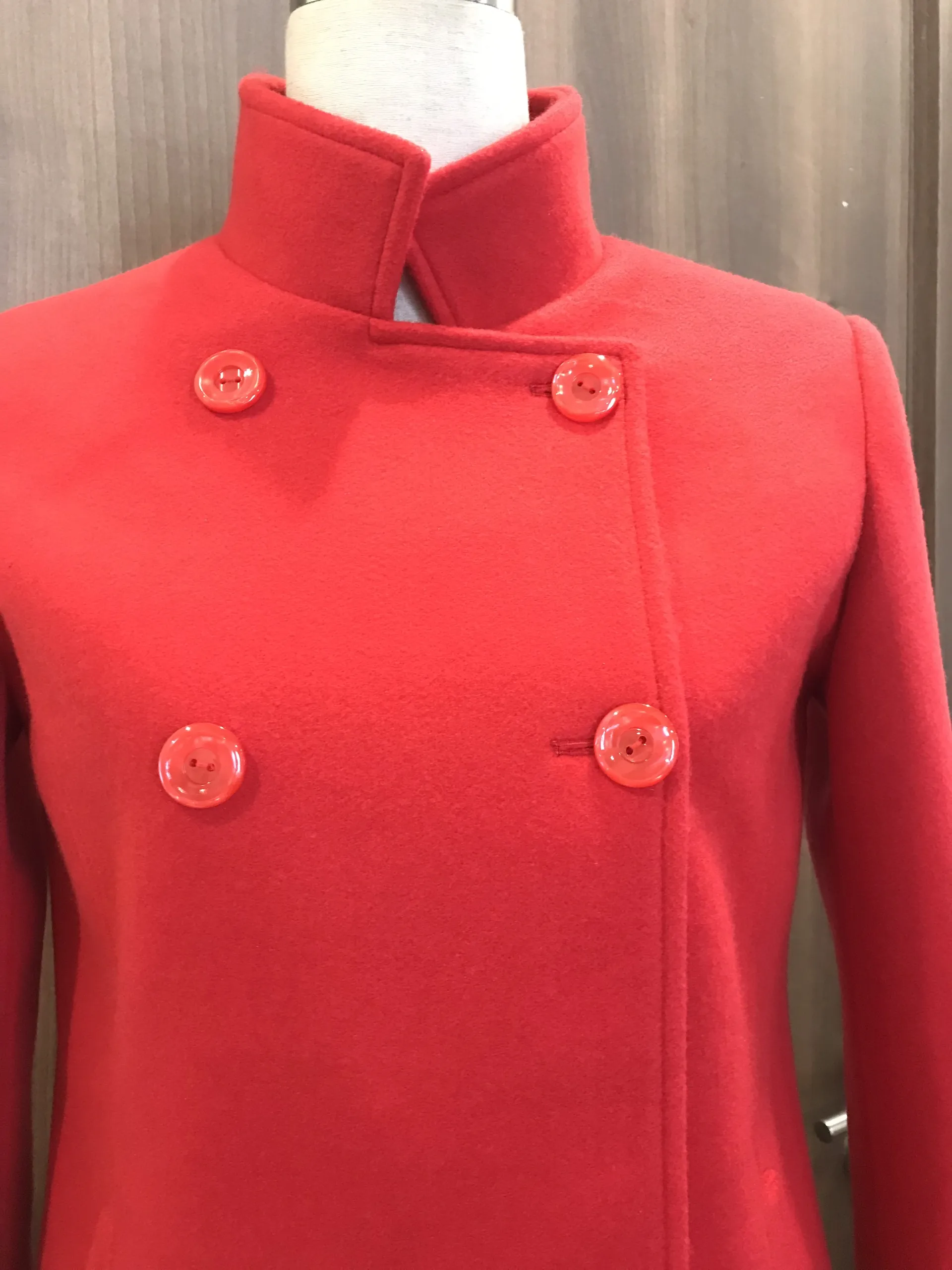 2021 Winter Collection Young Style Button Formal Casual Decorated Pockets Double Breasted Red Color Ladies Trench Coat for women