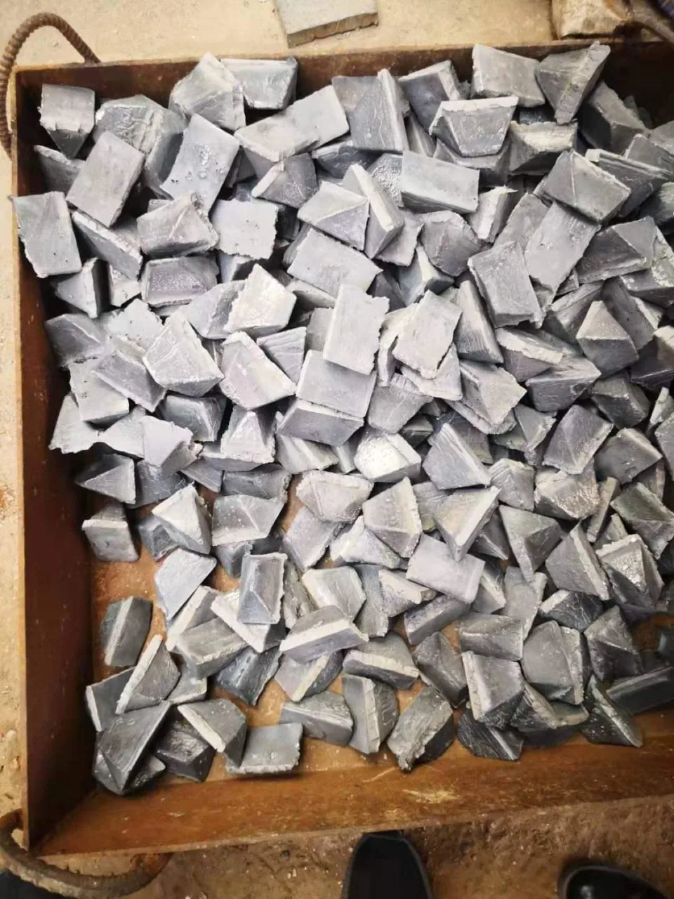 Редкие Земли La-Ce Lanthanum-Lanthanum Cerium LaCe Metal