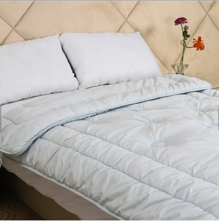 Best Selling Winter Blanket Soft Breathable Warm Handmade 100% Cotton Quilted Duvet With Applique Pattern Made in Vietnam