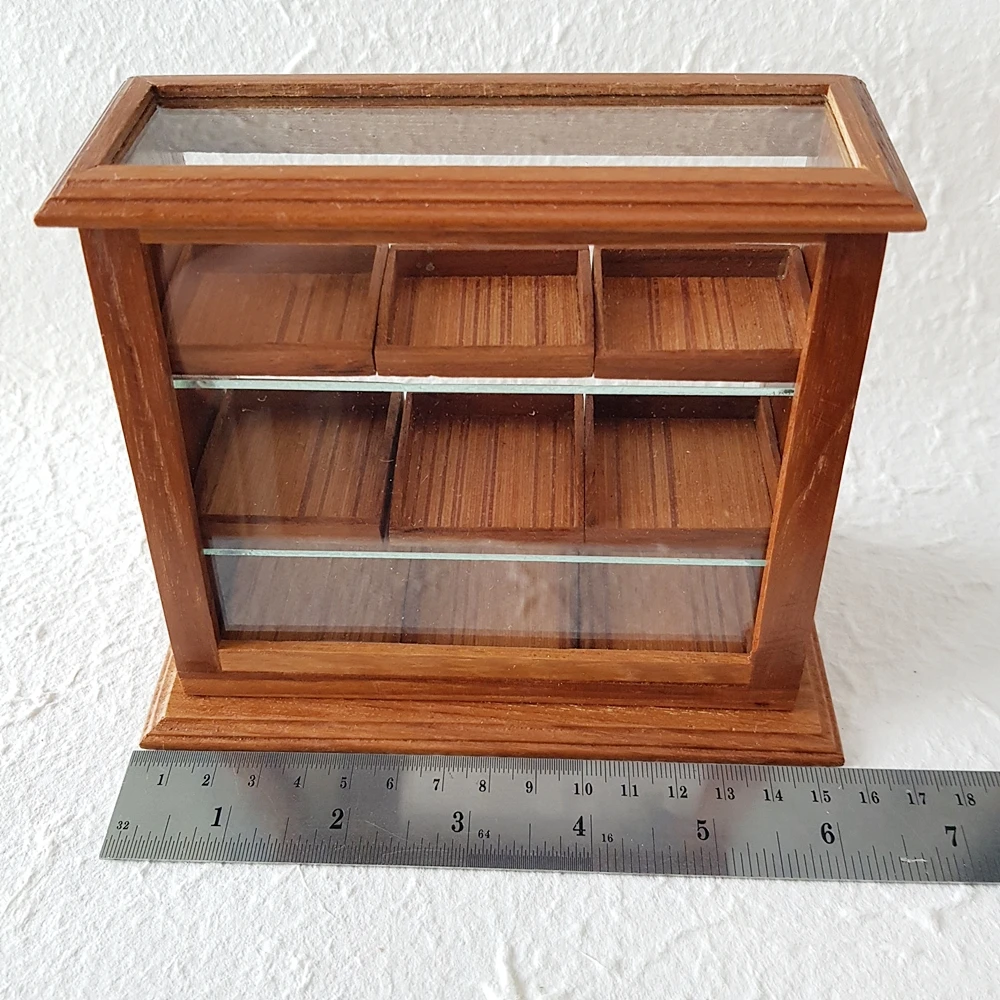 1:6 деревянная витрина для кукольного домика