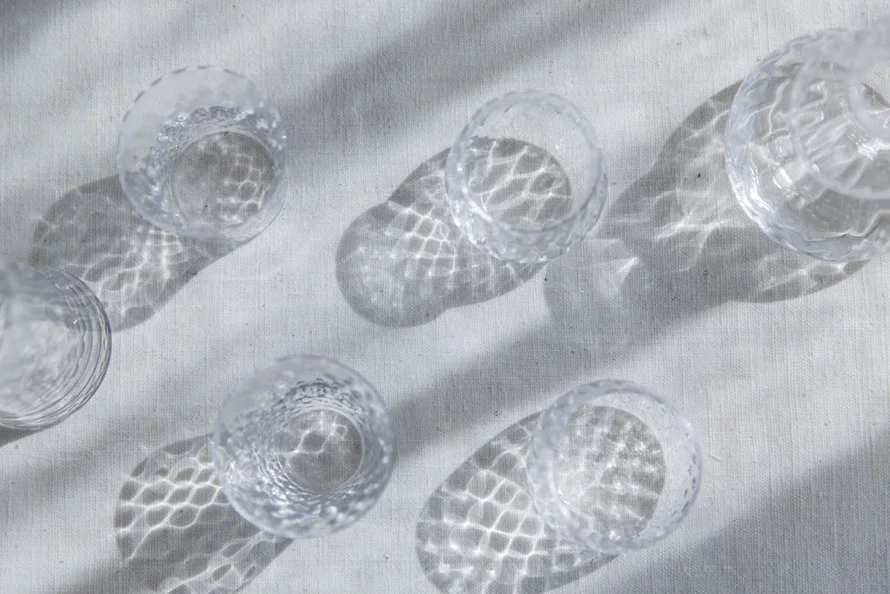 Wholesale Elegant Shaped Drinking Glasses Custom Logo Printed Clear Soda Beer Can 16oz Japan KOREAN Cartoon Laser Quantity Gift