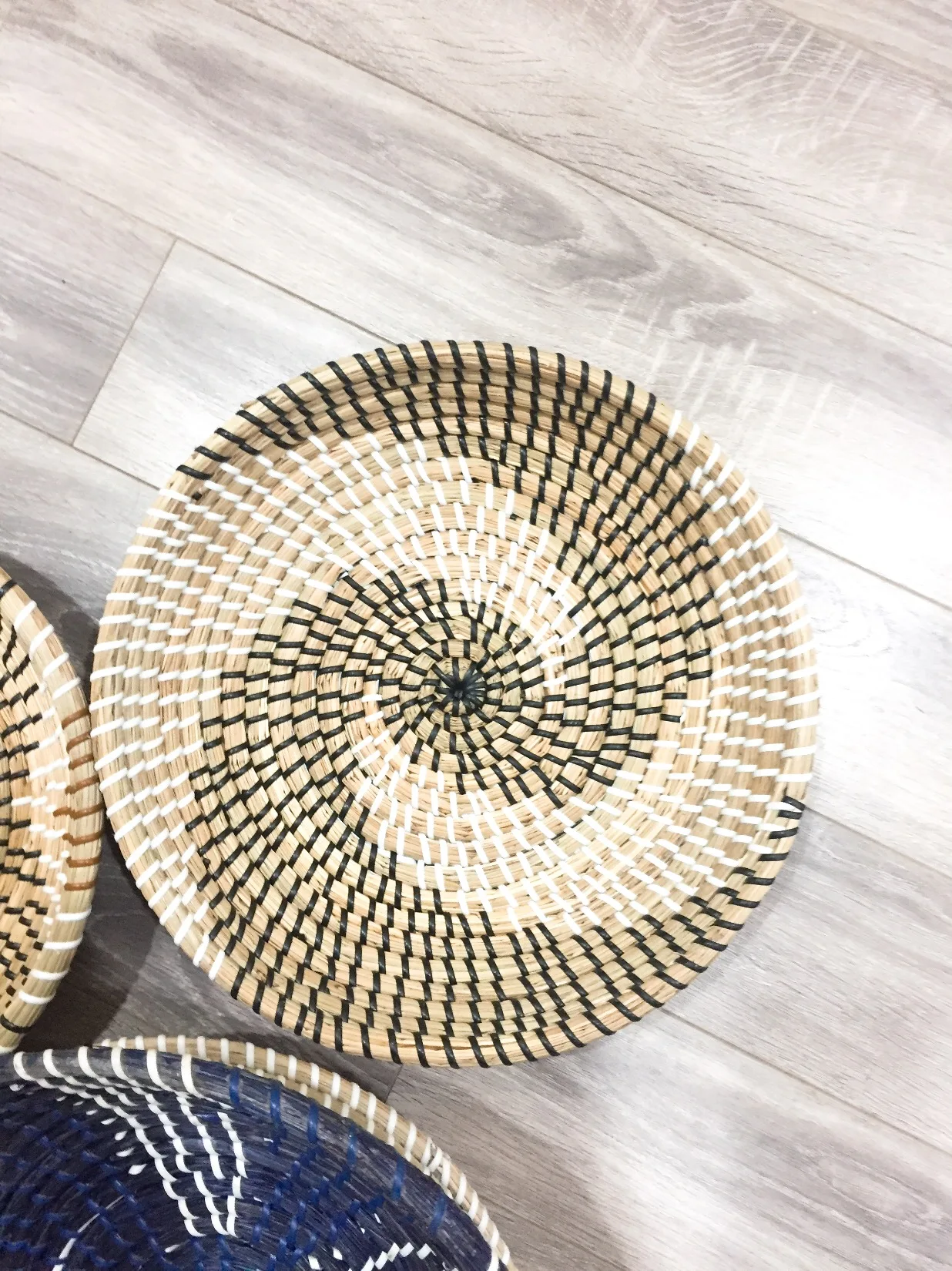 Best Seller  Decor Item Seagrass Wall trivet for decoration/Wall hanging basket made by Vietnamese Artistans