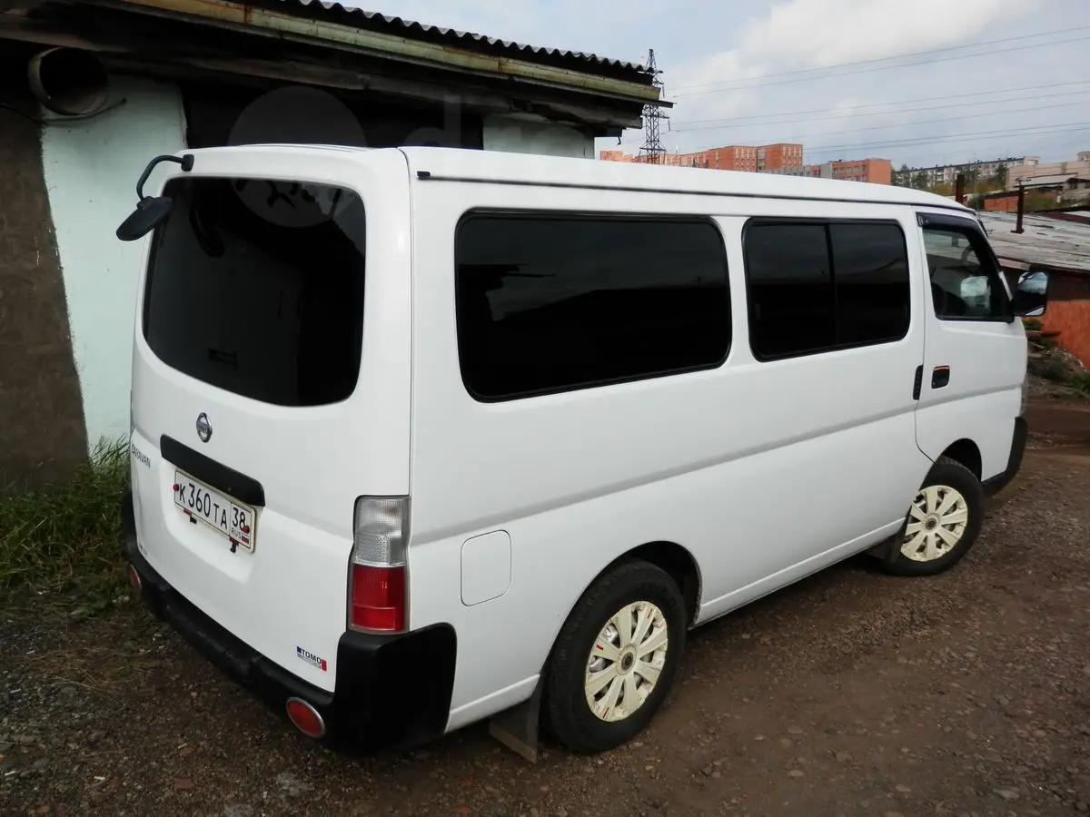 2005 NI SSAN фургон автобус RHD