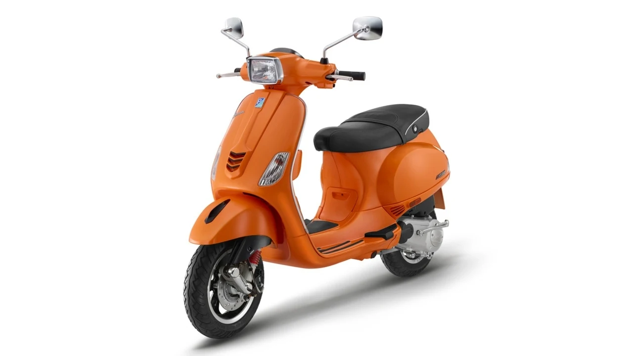 125CC скутер из Индии VESPA SXL 125
