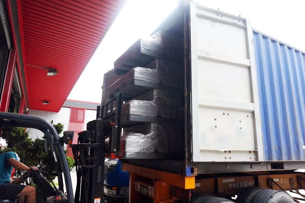 Plastic portable public toilet squatting toilet with flush pump