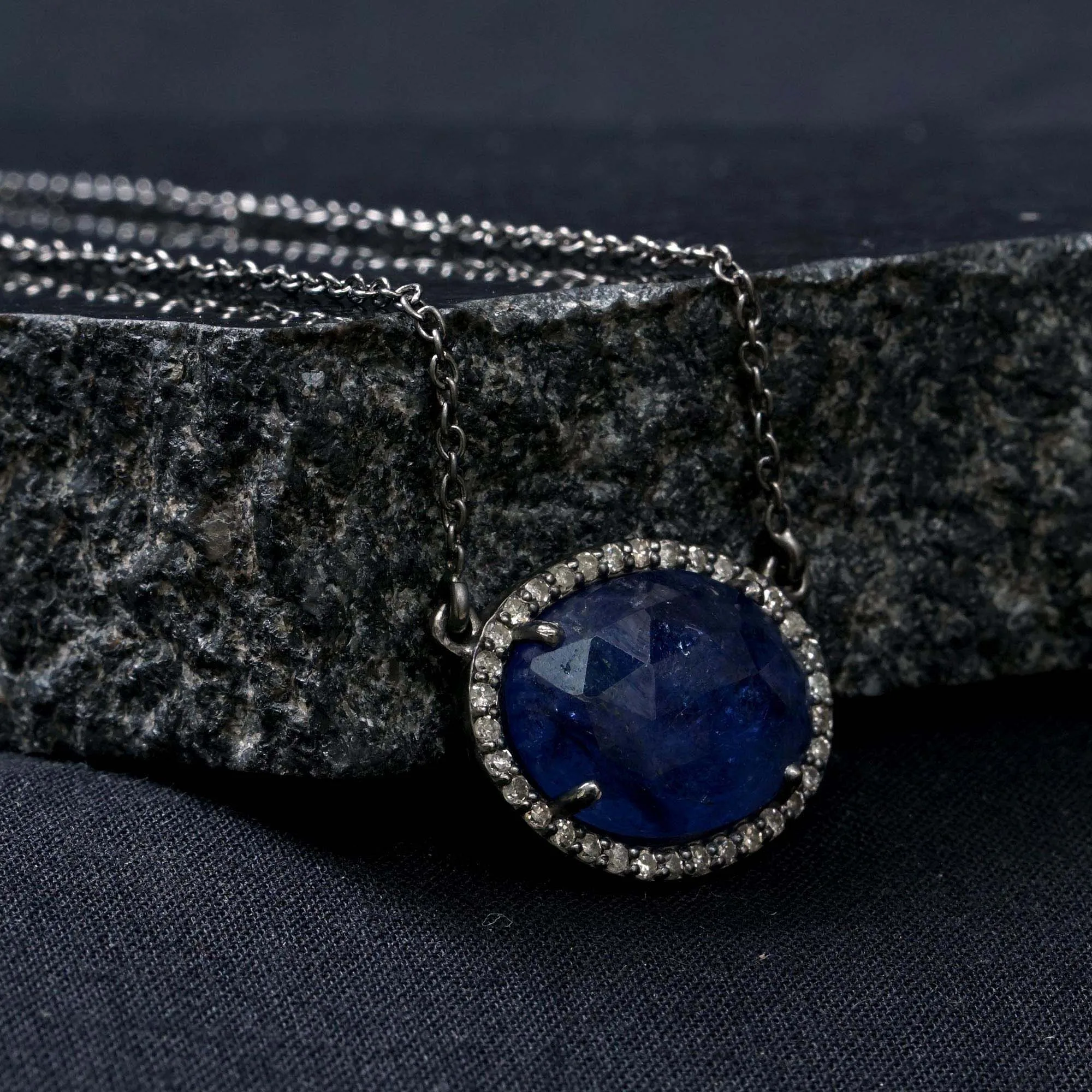 Tanzanite Gemstone Oxidized 925 Silver Pave Diamond Designer Oval Shaped Pendant Chain Necklace Jewelry Wholesale