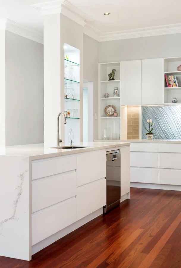 Modular modern design White high glossy finish 2 pac plywood Kitchen Cabinet