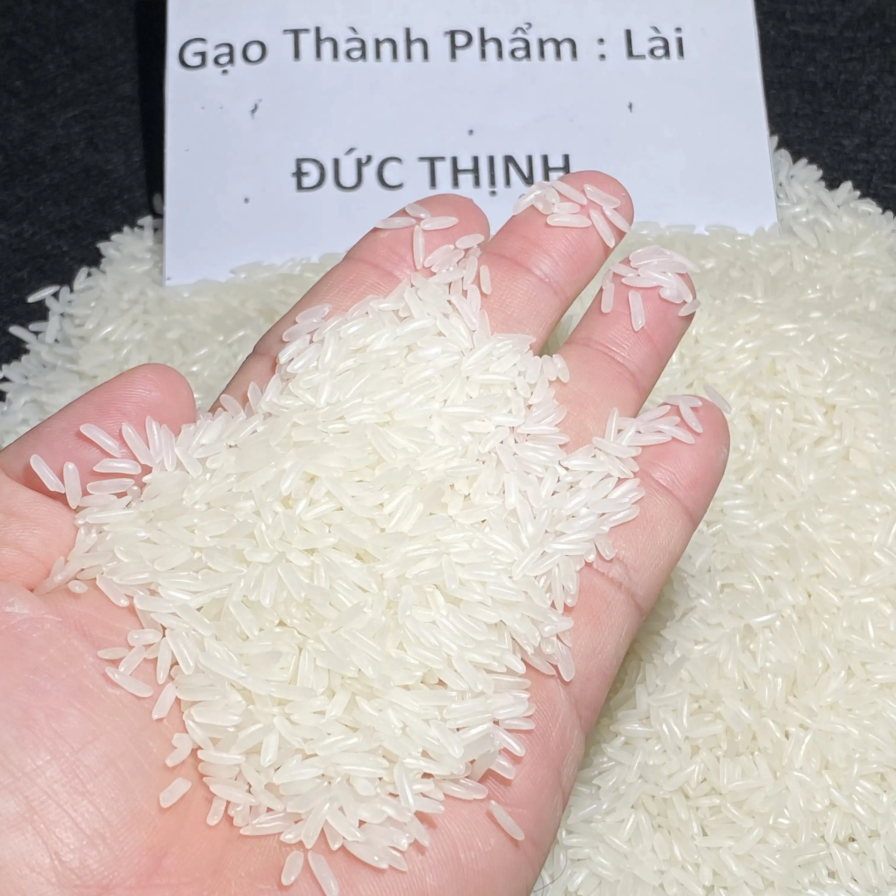 Лидер продаж самый популярный продукт на высоком экспорте ароматический рис с длинным зерном KDM лучшие экспортные продукты из Вьетнама