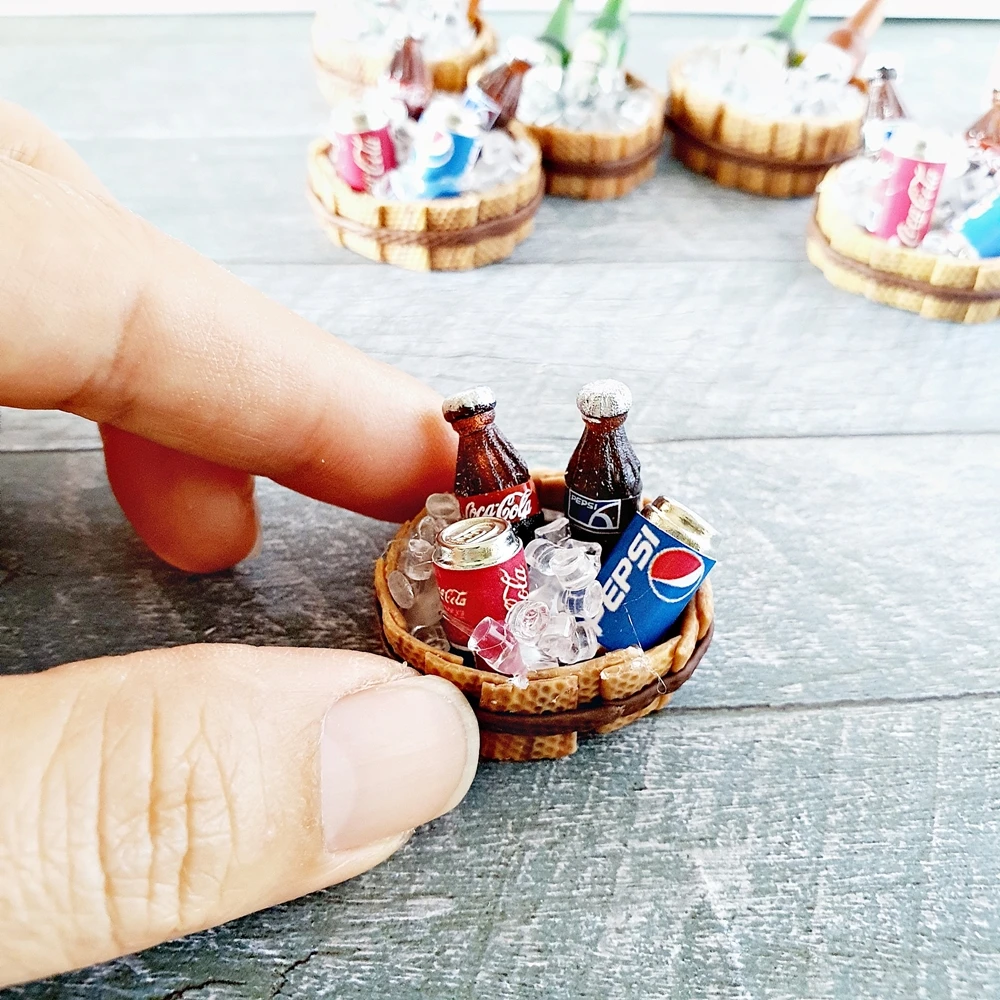 Dollhouse Miniatures Drink Beverage  Coke Pepsi Bottles Ice basket Set