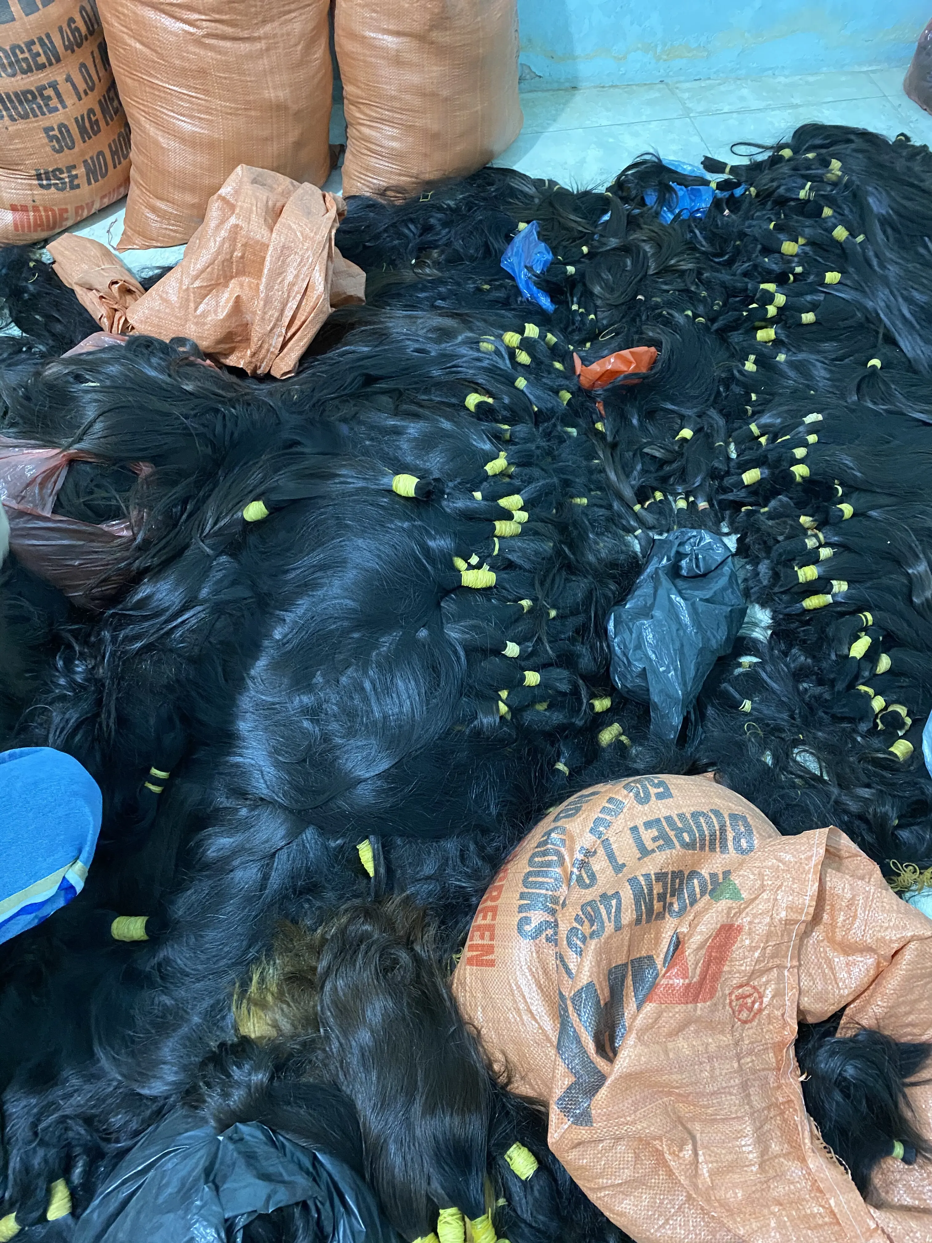 
New Look Double Drawn Donor Hair Bone Straight Bundles with Closure Vietnamese Virgin Raw Hair Bone Straight Braiding Hair Exten 