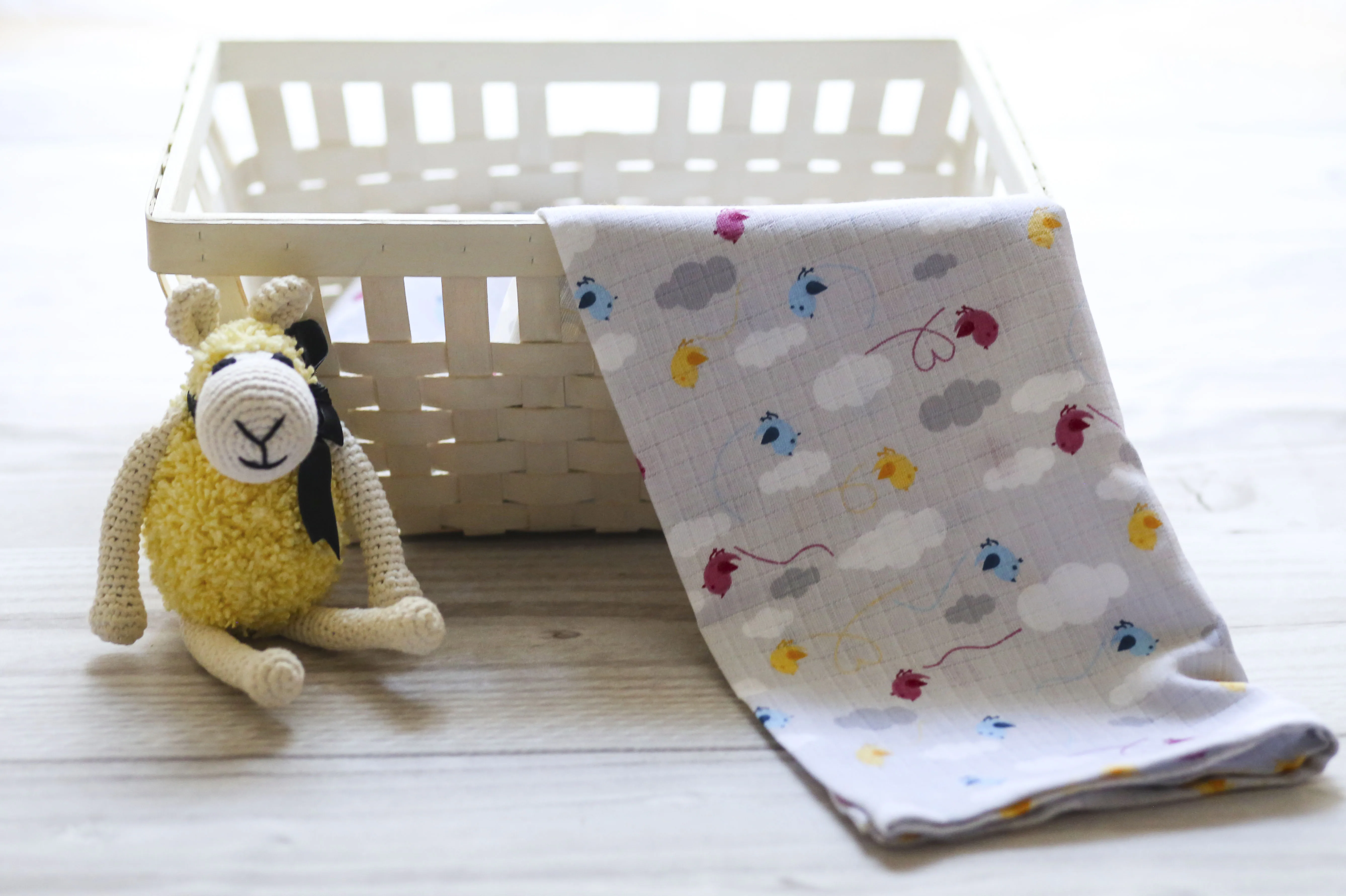 Bird cloud pattern 100% cotton soft baby muslin fabric