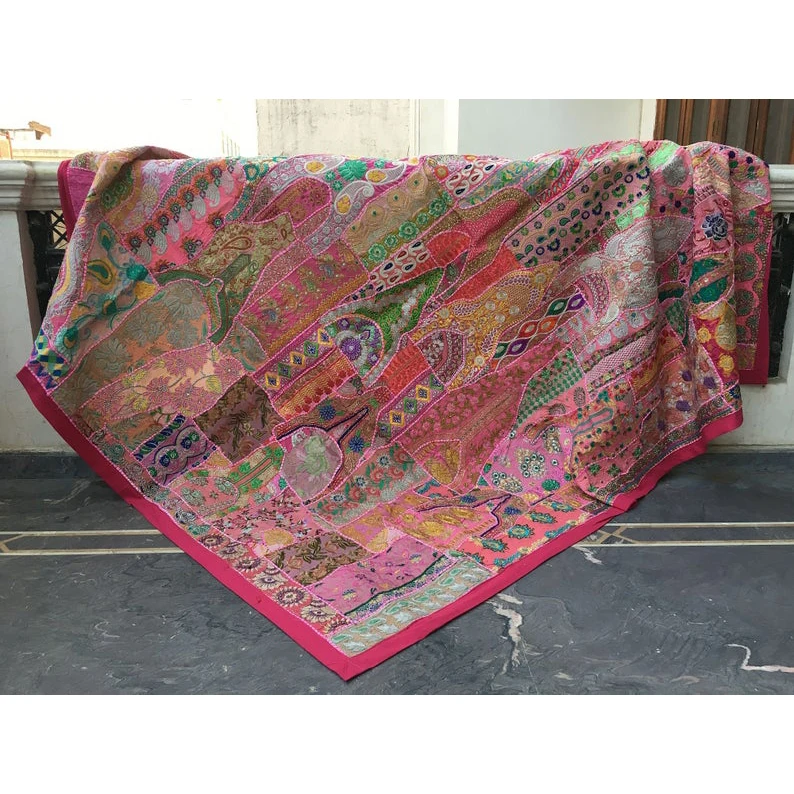Handmade Cotton Patchwork Indian Vintage Queen Size Bedding Bedspread, Indian Bohemian bed Coverlet Throw