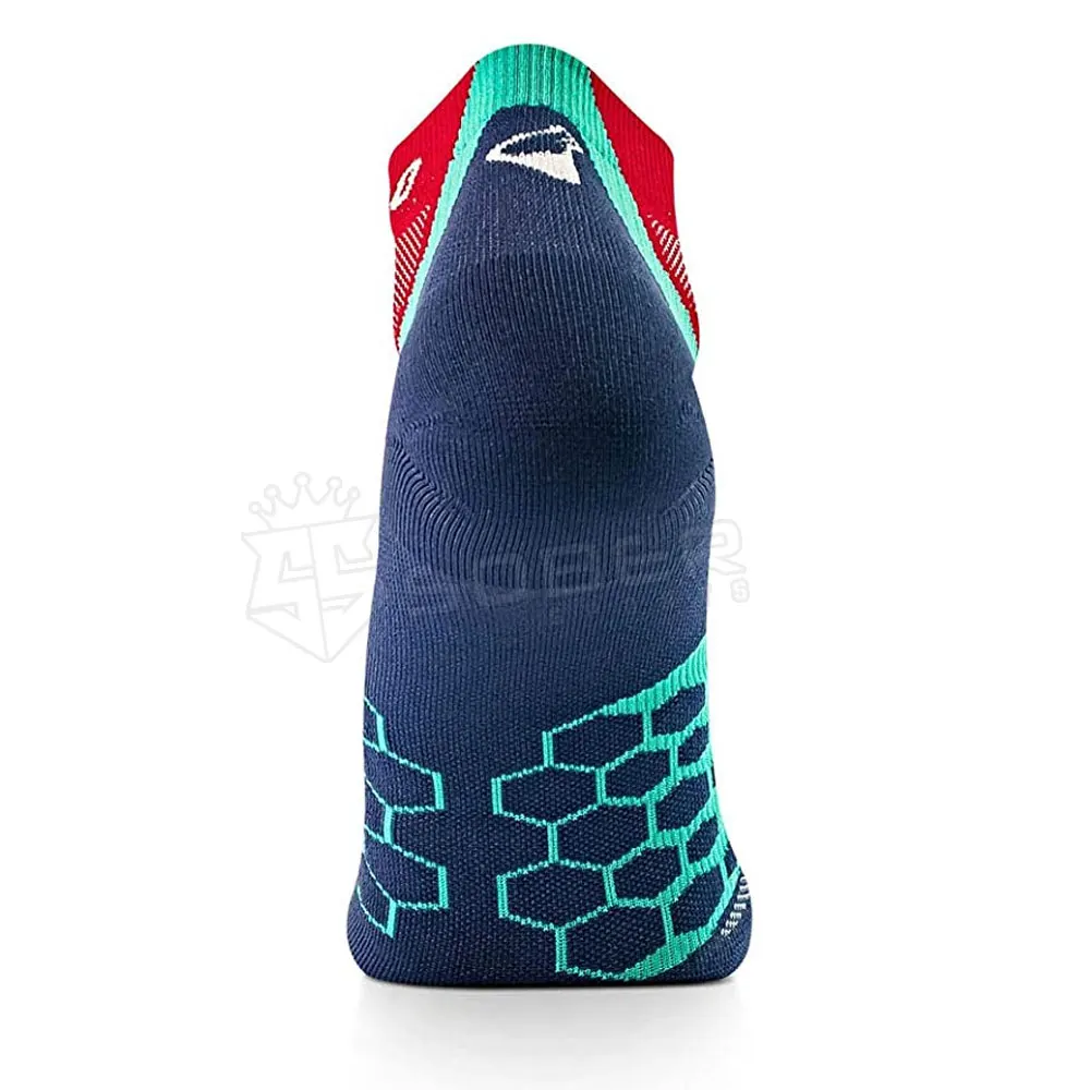 OEM custom logo  athletic sports workout outdoor activities unisex socks