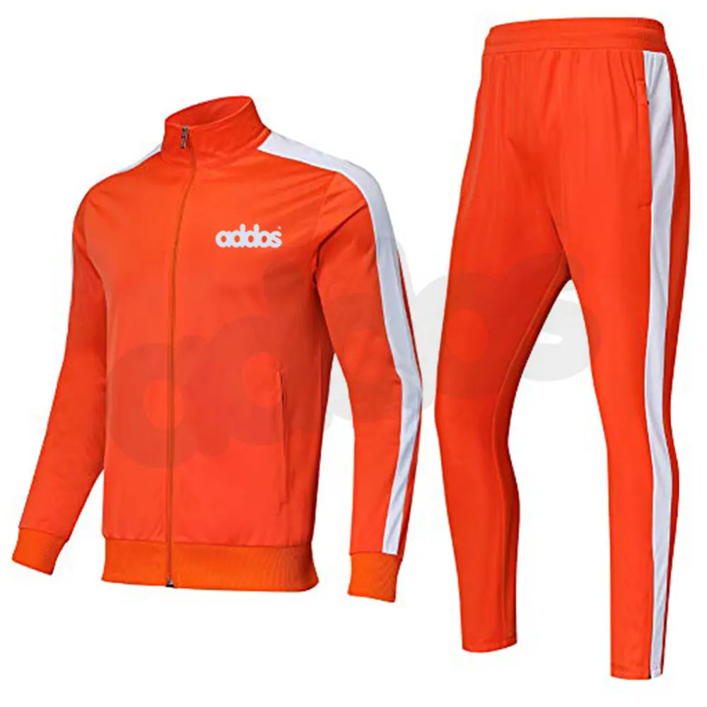 Мужской спортивный костюм на молнии