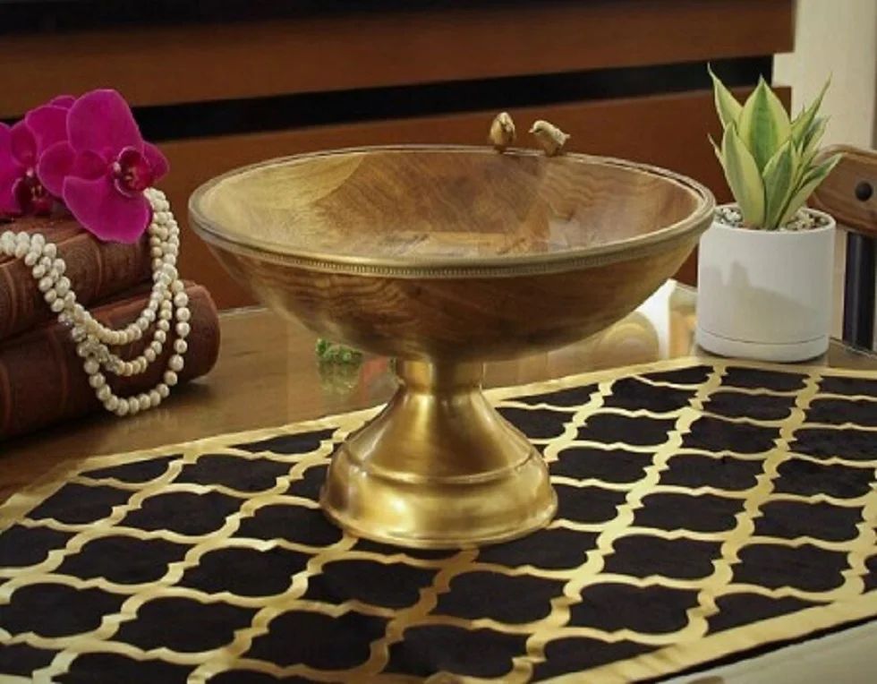 
Brass Serving Tray Round Shaped Wooden with Inbuilt Stand for Dry Fruits and Sweets Chargeable IN;10122740 Eco-friendly Top High 