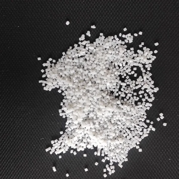 Экспортер высококачественной сельскохозяйственной мочевины российского происхождения, гранулированная/гранулированная Мочевина N46