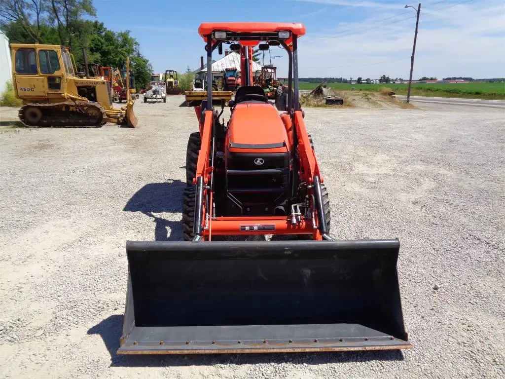 2020 экскаватор-погрузчик Kubota для продажи используется в отличном состоянии