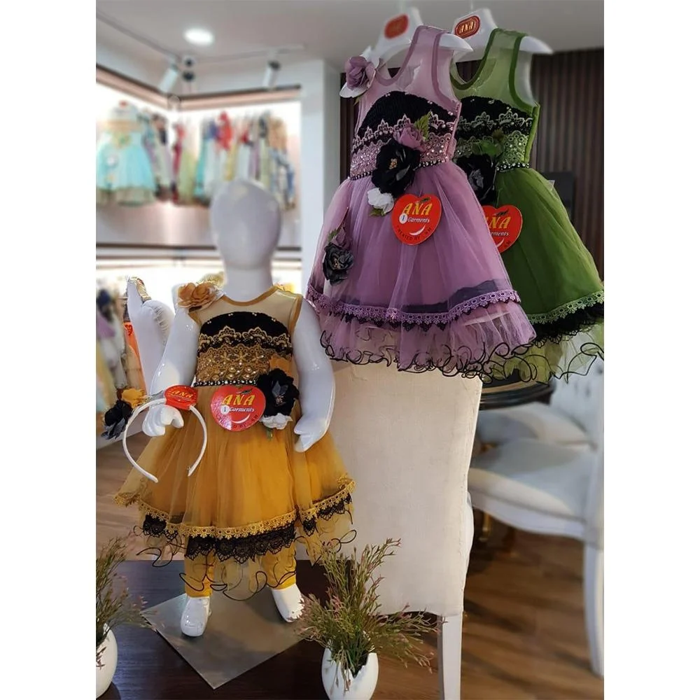 wholesale 2020 hot sale new design latest little kids birthday children gown frock smoked wedding flower party girl dress