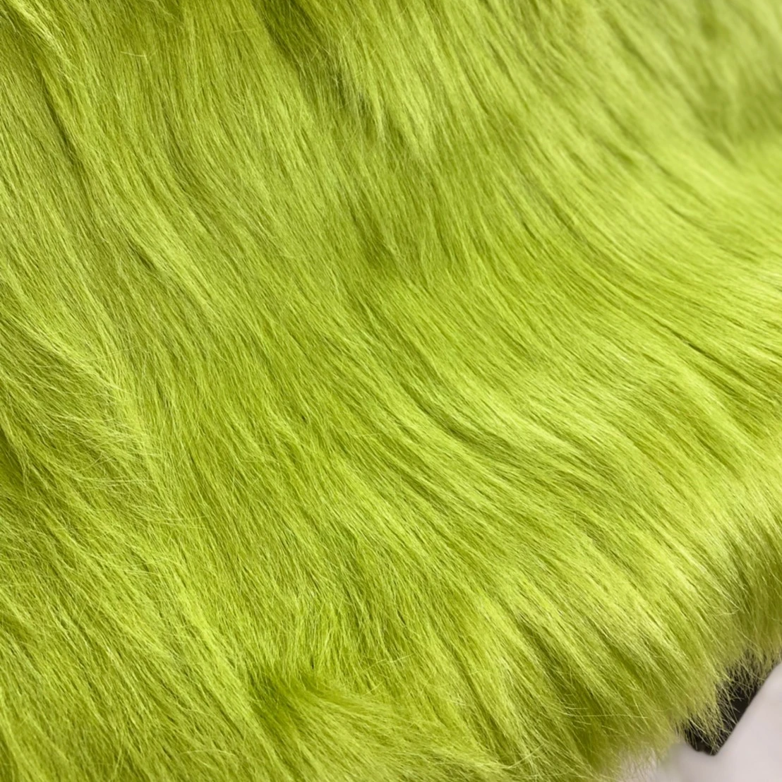 Thailand High Quality Long Pile 100mm Luxury Acrylic/Polyester  Faux Fur Fabric Green Color