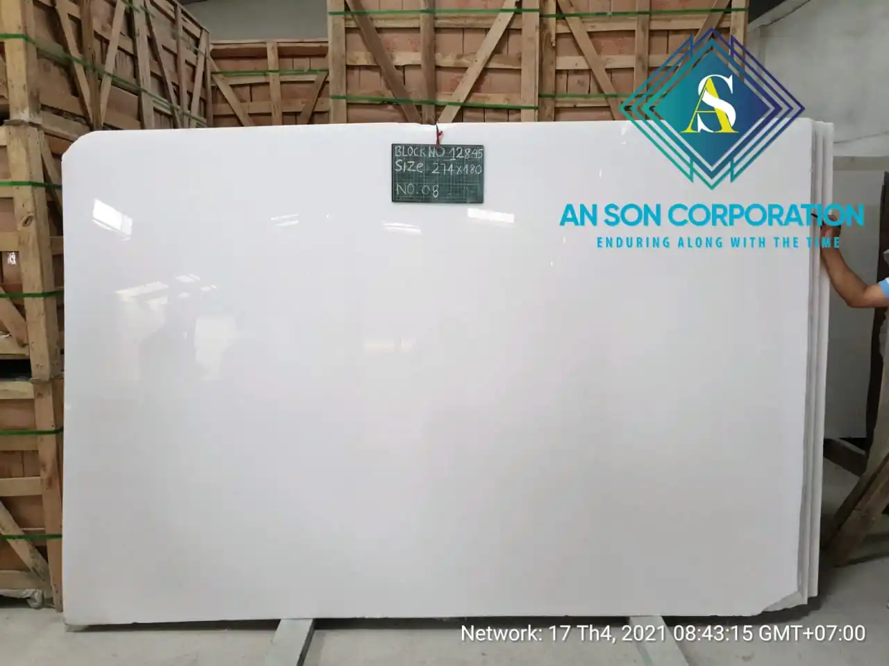 SNOW WHITE POLISHED FLOOR WALL TILES AND SLABS  NATURAL STONE WHITE ONYX QUARTZ GRANITE MARBLE