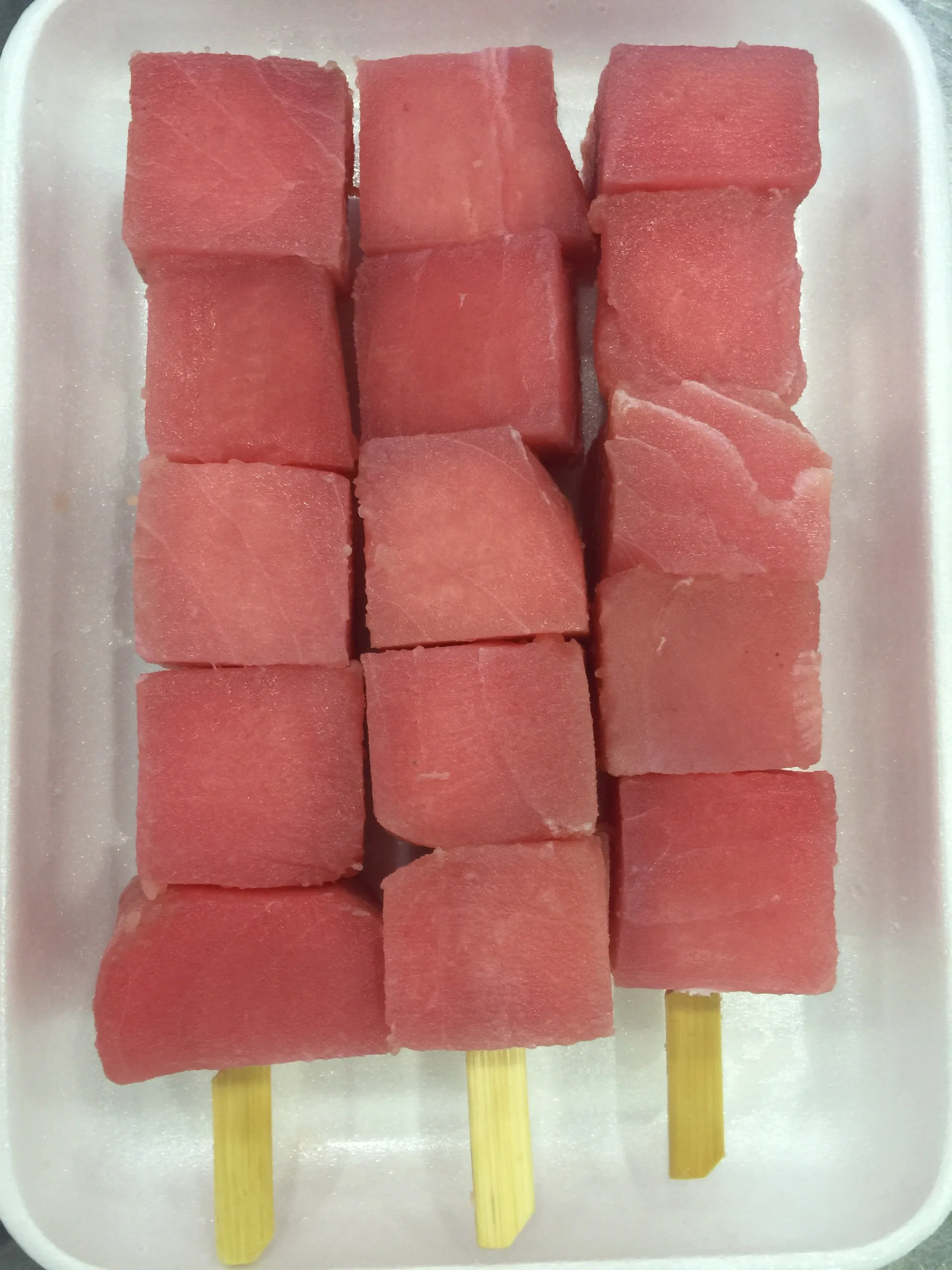 Best seller IQF yellowfin frozen Tuna cube for canned tuna