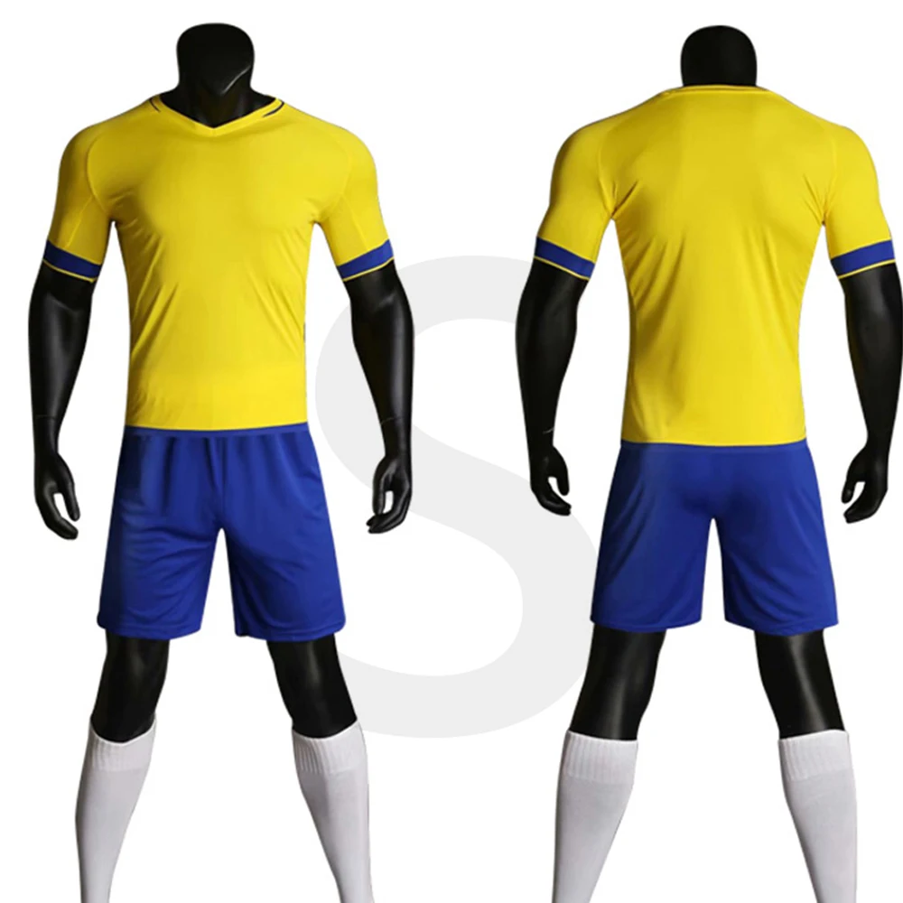 CUSTOM WEARS SOCCER WEARS UNIFORM