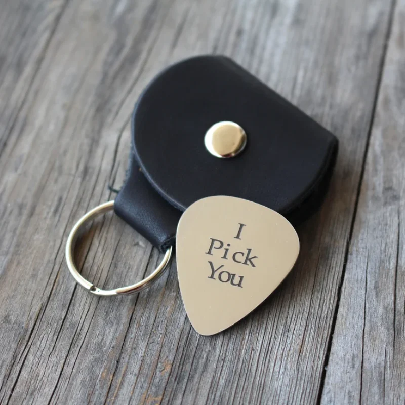 YY Guitar Pick Case Factory Hot Sale Real Leather Guitar Pick Case PickMate Guitar Accessory