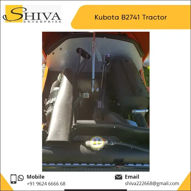  Сельскохозяйственный трактор красного цвета с высокой производительностью топлива от индийского поставщика