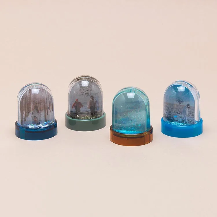 
Best Promotion Product Mini Size Fits Two Photos High Quality Dome Shaped Acrylic Snow Globe Keychain 