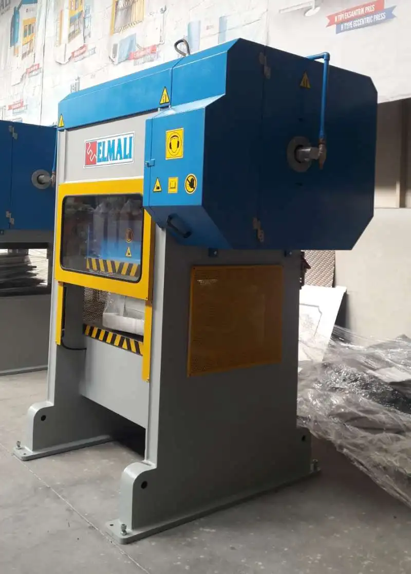 Machines and Moulds with Automation for Furniture Accessories