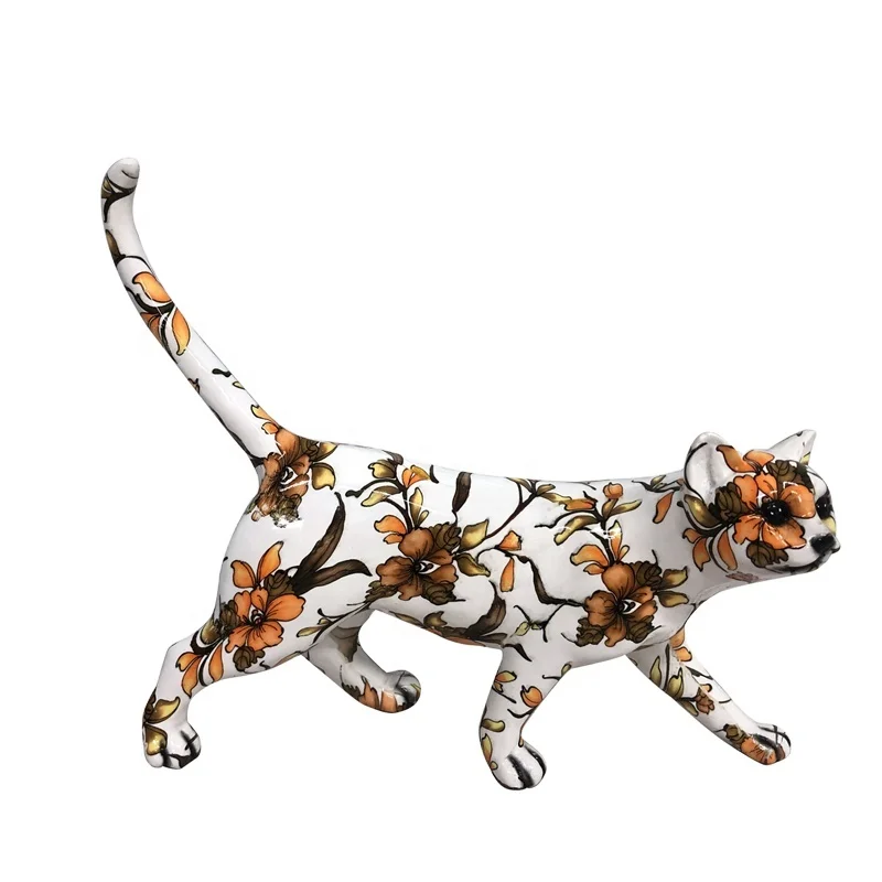 American Style Realistic Indoor Walking Cat Figurine With Flower Decal Gift Sculpture Souvenir Art Homeware