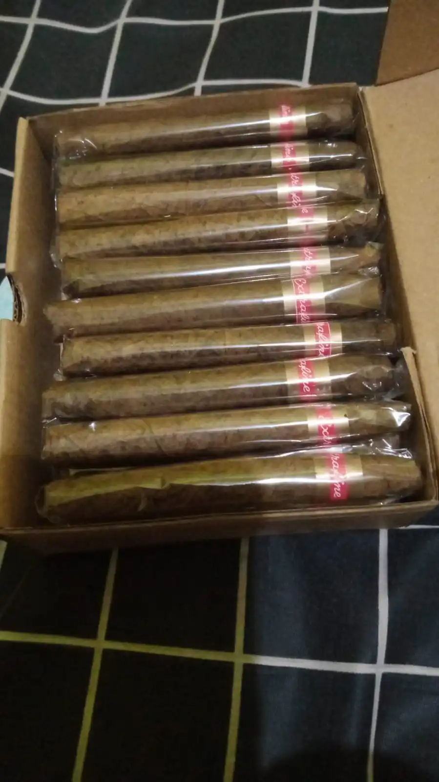 Available to Sell Indonesia Original Heavy Light Taste Javanese Exclusive Vintage Tobacco Leave Clove Cigars Cigarette Smoke