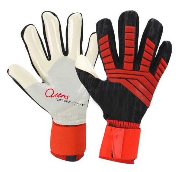 
Leather made Goalkeeper Gloves Safety Strapped Closure for sale 